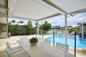 Bliss On The Water, Surfers Paradise